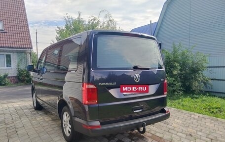 Volkswagen Caravelle T6 рестайлинг, 2015 год, 2 380 000 рублей, 4 фотография