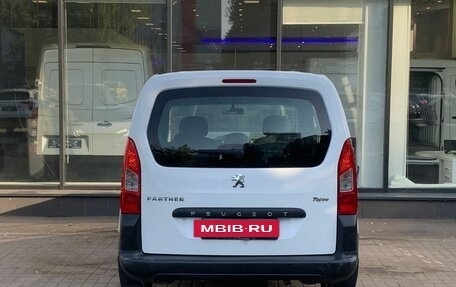 Peugeot Partner II рестайлинг 2, 2011 год, 555 111 рублей, 7 фотография