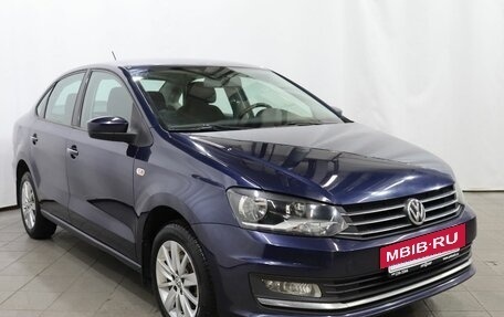 Volkswagen Polo VI (EU Market), 2017 год, 869 000 рублей, 3 фотография