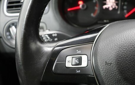Volkswagen Polo VI (EU Market), 2017 год, 869 000 рублей, 15 фотография