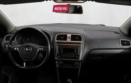 Volkswagen Polo VI (EU Market), 2017 год, 869 000 рублей, 13 фотография