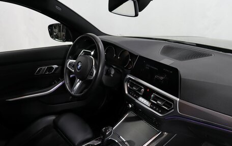 BMW 3 серия, 2019 год, 3 799 000 рублей, 10 фотография