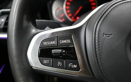 BMW 3 серия, 2019 год, 3 799 000 рублей, 15 фотография