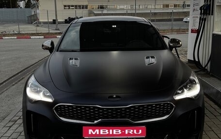 KIA Stinger I, 2019 год, 3 200 000 рублей, 1 фотография