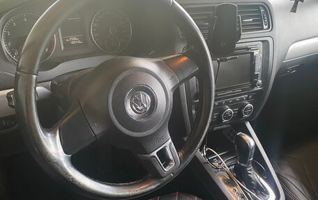 Volkswagen Jetta VI, 2012 год, 1 290 000 рублей, 5 фотография