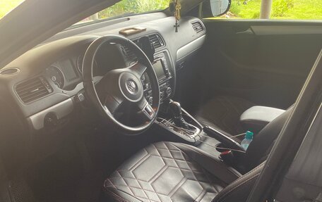 Volkswagen Jetta VI, 2012 год, 1 290 000 рублей, 10 фотография