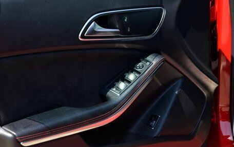 Mercedes-Benz CLA, 2013 год, 1 850 000 рублей, 14 фотография