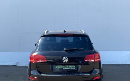 Volkswagen Touareg III, 2011 год, 1 245 000 рублей, 6 фотография
