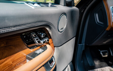 Land Rover Range Rover IV рестайлинг, 2021 год, 12 950 000 рублей, 31 фотография