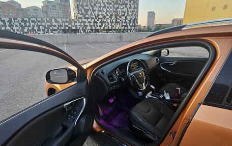 Volvo V40 Cross Country I, 2013 год, 1 700 000 рублей, 9 фотография