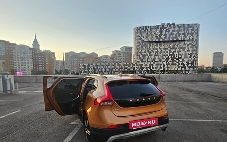 Volvo V40 Cross Country I, 2013 год, 1 700 000 рублей, 8 фотография