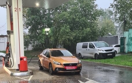 Volvo V40 Cross Country I, 2013 год, 1 700 000 рублей, 21 фотография