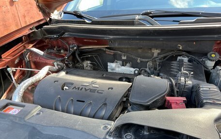 Mitsubishi Outlander III рестайлинг 3, 2013 год, 1 200 000 рублей, 6 фотография