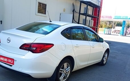 Opel Astra J, 2013 год, 675 000 рублей, 12 фотография