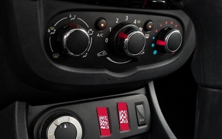 Renault Duster I рестайлинг, 2016 год, 1 099 000 рублей, 19 фотография