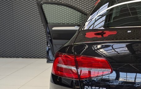 Volkswagen Passat B8 рестайлинг, 2017 год, 1 700 000 рублей, 10 фотография