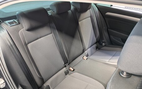 Volkswagen Passat B8 рестайлинг, 2017 год, 1 700 000 рублей, 27 фотография