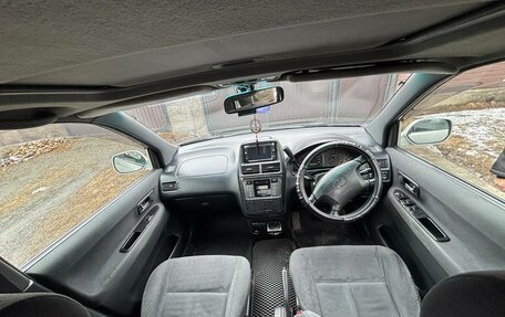 Toyota Gaia, 2001 год, 670 000 рублей, 9 фотография