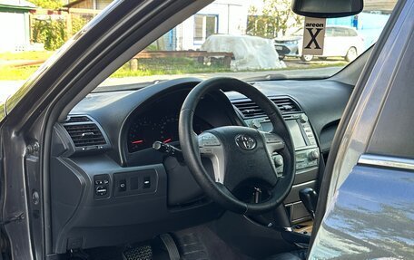 Toyota Camry, 2008 год, 940 000 рублей, 18 фотография