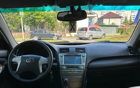 Toyota Camry, 2008 год, 940 000 рублей, 28 фотография