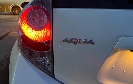 Toyota Aqua I, 2012 год, 670 000 рублей, 14 фотография