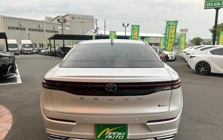 Toyota Crown, 2024 год, 4 090 000 рублей, 9 фотография