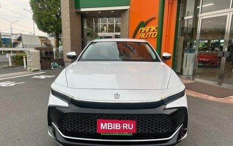 Toyota Crown, 2024 год, 4 090 000 рублей, 7 фотография