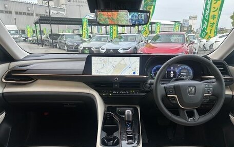 Toyota Crown, 2024 год, 4 090 000 рублей, 13 фотография