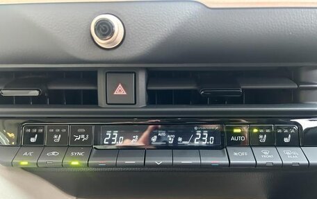 Toyota Crown, 2024 год, 4 090 000 рублей, 19 фотография