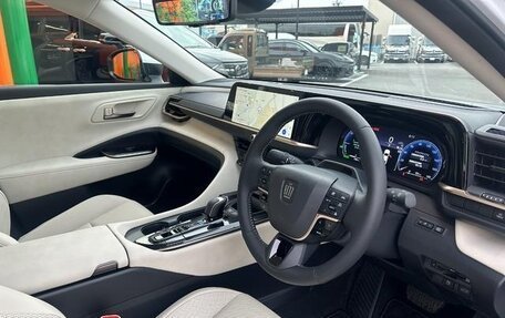 Toyota Crown, 2024 год, 4 090 000 рублей, 14 фотография