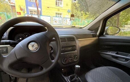 Fiat Punto III Punto Evo рестайлинг, 2007 год, 350 000 рублей, 4 фотография