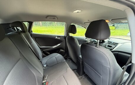 Hyundai Solaris II рестайлинг, 2015 год, 1 100 000 рублей, 11 фотография