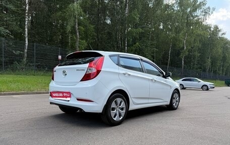 Hyundai Solaris II рестайлинг, 2015 год, 1 100 000 рублей, 5 фотография