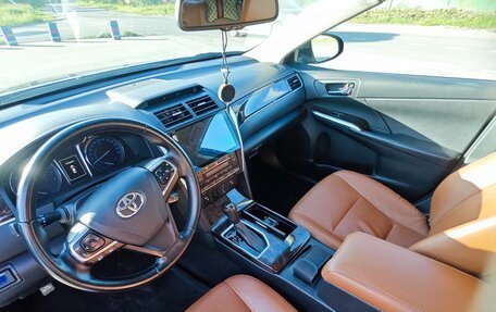 Toyota Camry, 2016 год, 1 950 000 рублей, 12 фотография