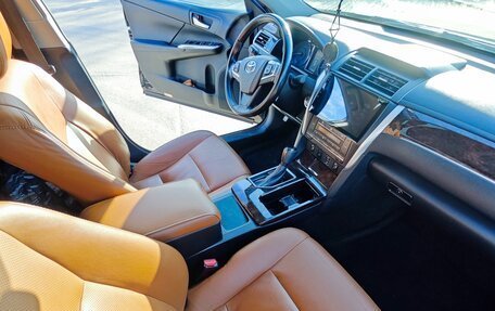 Toyota Camry, 2016 год, 1 950 000 рублей, 7 фотография