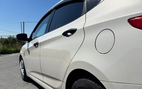 Hyundai Solaris II рестайлинг, 2015 год, 1 350 000 рублей, 4 фотография