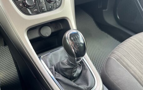 Opel Astra J, 2012 год, 400 000 рублей, 12 фотография
