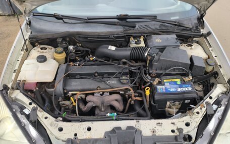 Ford Focus IV, 2001 год, 230 000 рублей, 3 фотография