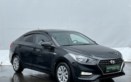 Hyundai Solaris II рестайлинг, 2018 год, 1 350 000 рублей, 3 фотография