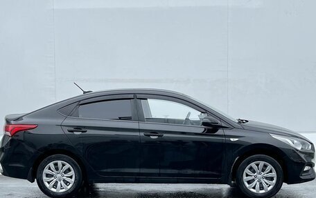 Hyundai Solaris II рестайлинг, 2018 год, 1 350 000 рублей, 5 фотография