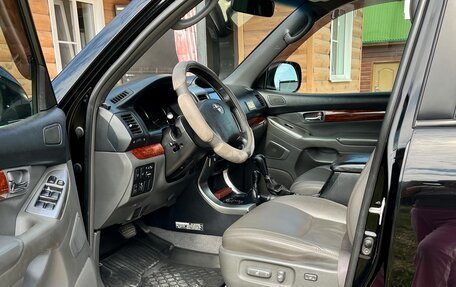 Toyota Land Cruiser Prado 120 рестайлинг, 2007 год, 2 690 000 рублей, 3 фотография
