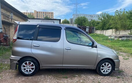 Toyota FunCargo, 2002 год, 450 000 рублей, 3 фотография