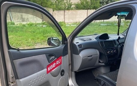 Toyota FunCargo, 2002 год, 450 000 рублей, 8 фотография
