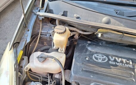 Toyota Wish II, 2004 год, 750 000 рублей, 9 фотография