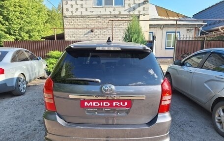 Toyota Wish II, 2004 год, 750 000 рублей, 6 фотография