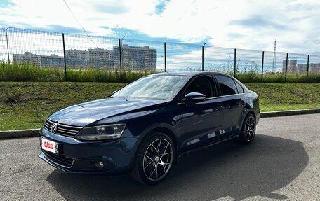 Volkswagen Jetta VI, 2011 год, 1 180 000 рублей, 5 фотография