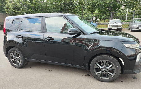 KIA Soul III, 2022 год, 2 100 000 рублей, 3 фотография