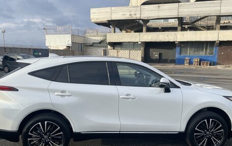 Toyota Venza, 2022 год, 2 800 000 рублей, 4 фотография