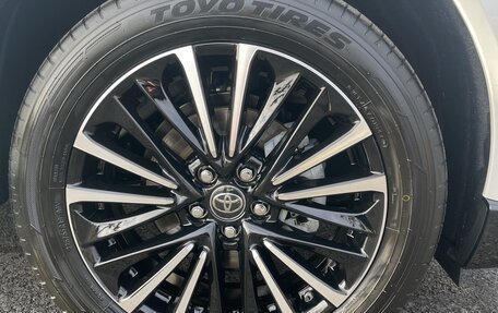 Toyota Venza, 2022 год, 2 800 000 рублей, 6 фотография
