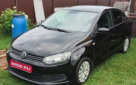 Volkswagen Polo VI (EU Market), 2012 год, 830 000 рублей, 1 фотография